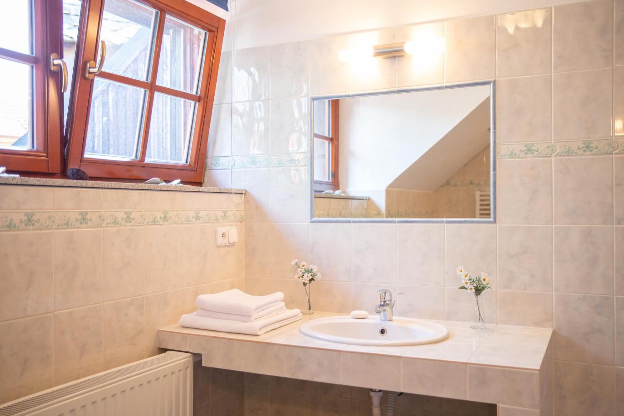 Rezidence Plesivec - Rodinny Apartman S 3 Loznicemi Cesky Krumlov Exterior photo